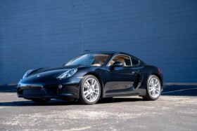 Porsche CAYMAN COUPE