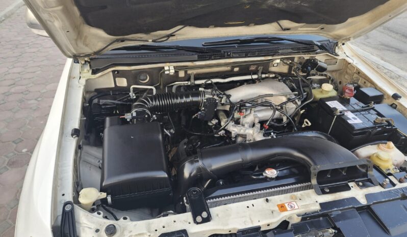 
								Used MITSUBISHI MIRAGE ES full									