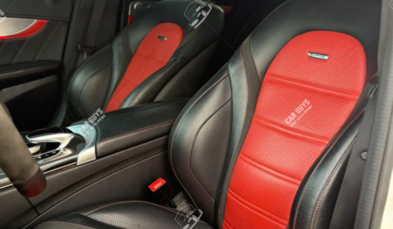 
								Used Mercedes-Benz C63 AMG full									