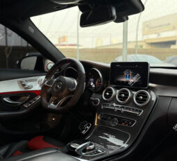 
										Used Mercedes-Benz C63 AMG full									