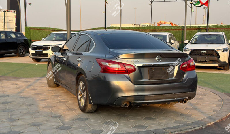 
								Used Nissan Altima full									