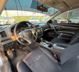 
										Used Nissan Altima full									