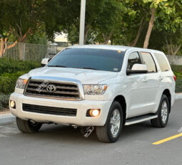 
										Used Toyota Sequoia SR5 V8 full									
