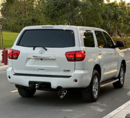 
										Used Toyota Sequoia SR5 V8 full									