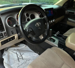 
										Used Toyota Sequoia SR5 V8 full									