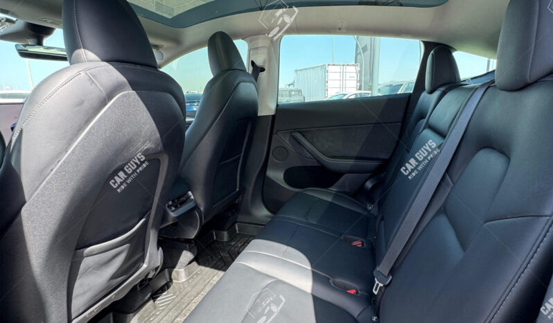 
								Used Tesla Y Long Range full									