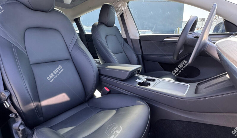 
								Used Tesla Y Long Range full									