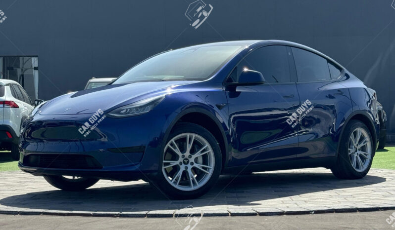 
								Used Tesla Y Long Range full									