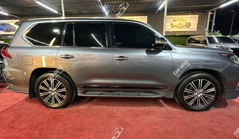 
								Used Lexus LX570 Sport full									