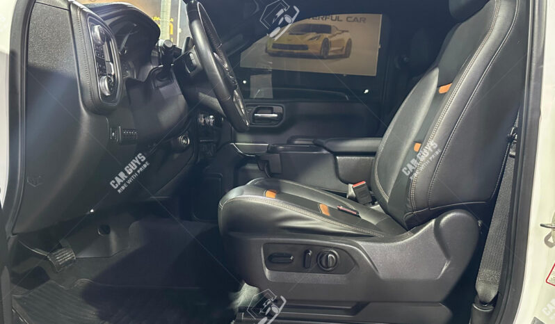 
								Used GMC Sierra AT4 full									