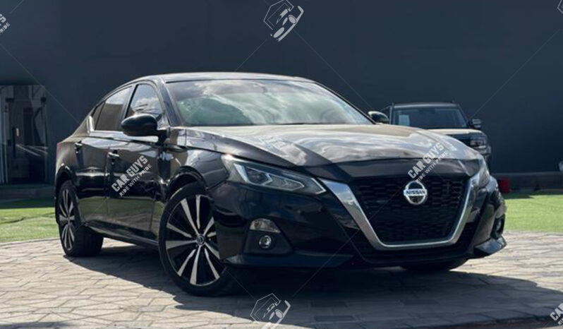 
								Used Nissan Altima full									