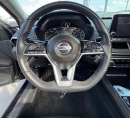 
										Used Nissan Altima full									