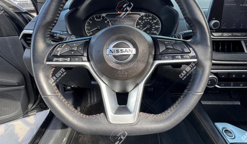 
								Used Nissan Altima full									