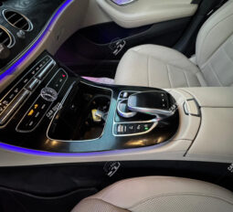 
										Used Mercedes-Benz E300 full									