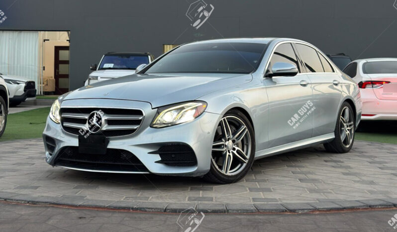 
								Used Mercedes-Benz E300 full									