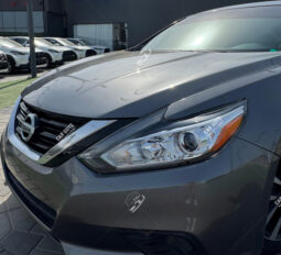 
										Used Nissan Altima SV full									