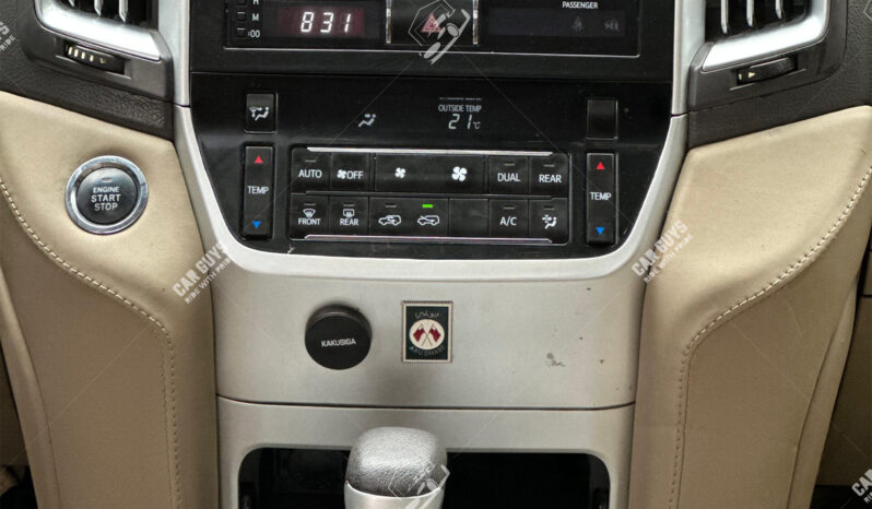 
								Used Toyota Land Cruiser GXR full									