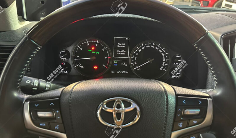 
								Used Toyota Land Cruiser VXR full									