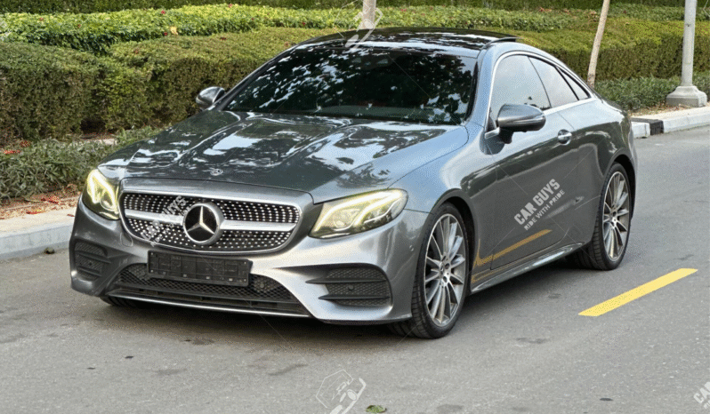 
								Used Mercedes-Benz E200 full									