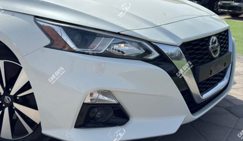 
								Used Nissan Altima SV full									