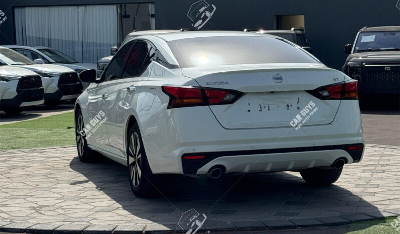 
								Used Nissan Altima SV full									