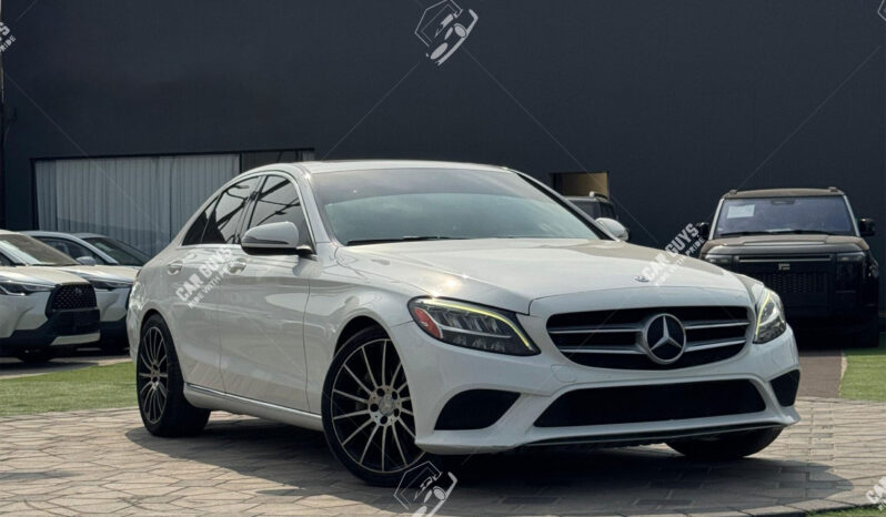 
								Used Mercedes-Benz C300 full									