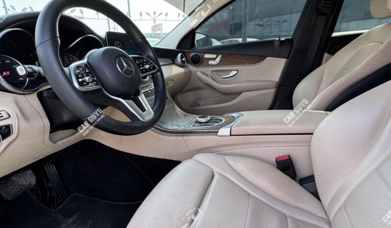 
								Used Mercedes-Benz C300 full									