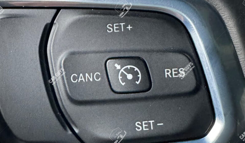 
								Used Jeep Wrangler Sahara Unlimited full									