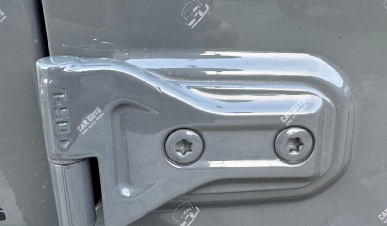 
								Used Jeep Wrangler Sahara Unlimited full									