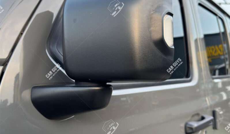 
								Used Jeep Wrangler Sahara Unlimited full									