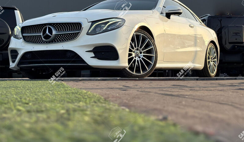 
								Used Mercedes-Benz E200 full									