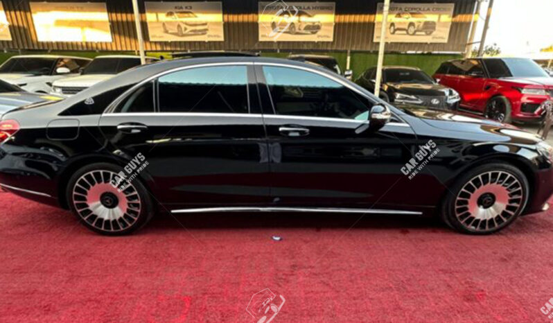 
								Used Mercedes-Benz S550 Maybach full									
