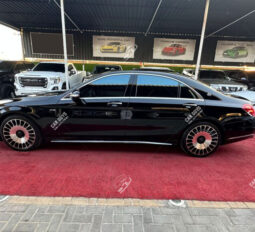 
										Used Mercedes-Benz S550 Maybach full									