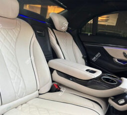 
										Used Mercedes-Benz S550 Maybach full									