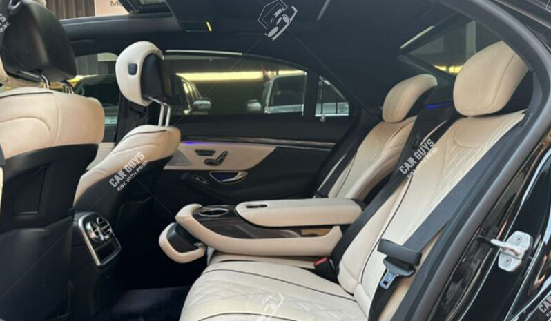 
								Used Mercedes-Benz S550 Maybach full									