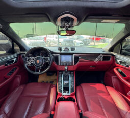 
										Used Porsche Macan Turbo full									