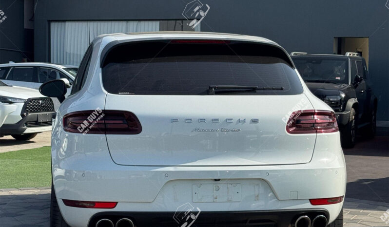 
								Used Porsche Macan Turbo full									