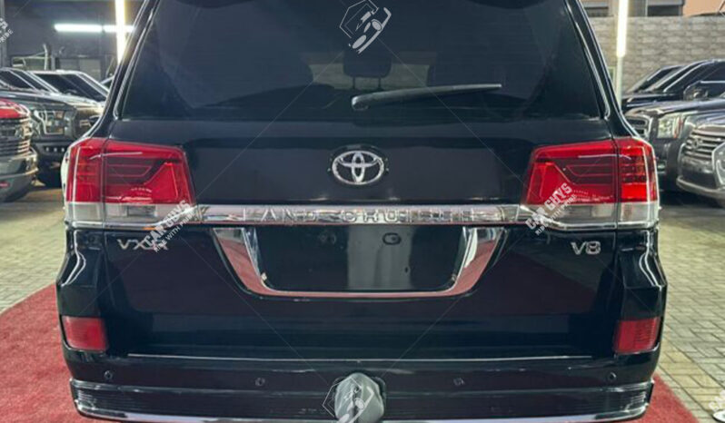 
								Used Toyota Land Cruiser VXR full									