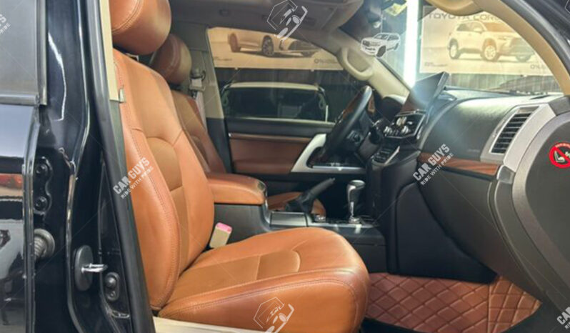 
								Used Toyota Land Cruiser VXR full									