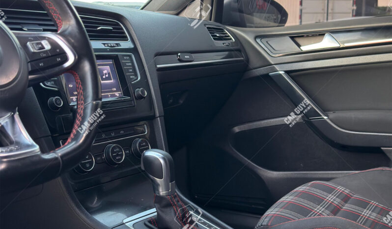 
								Used Volkswagen Golf Gti full									