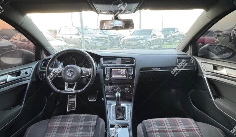 
								Used Volkswagen Golf Gti full									