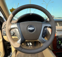 
										Used Chevrolet Suburban full									