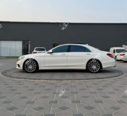 
										Used Mercedes-Benz S550 full									