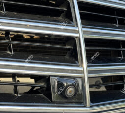 
										Used Mercedes-Benz E200 full									