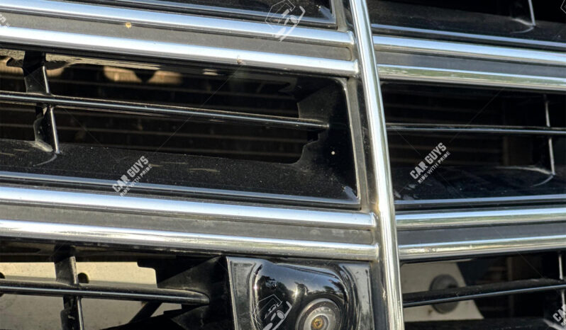 
								Used Mercedes-Benz E200 full									