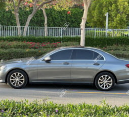 
										Used Mercedes-Benz E200 full									