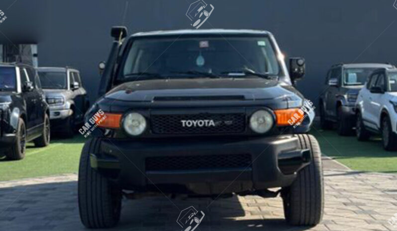 
								Used Toyota FJ Cruiser full									