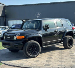 
										Used Toyota FJ Cruiser full									