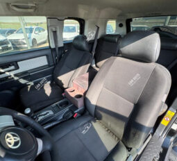 
										Used Toyota FJ Cruiser full									