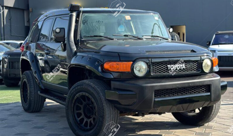
								Used Toyota FJ Cruiser full									